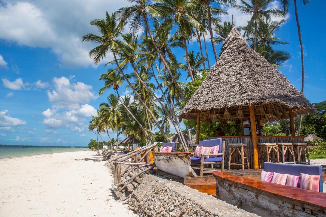 Antonio Beach Tree House Hotel & Spa Uroa Exterior foto
